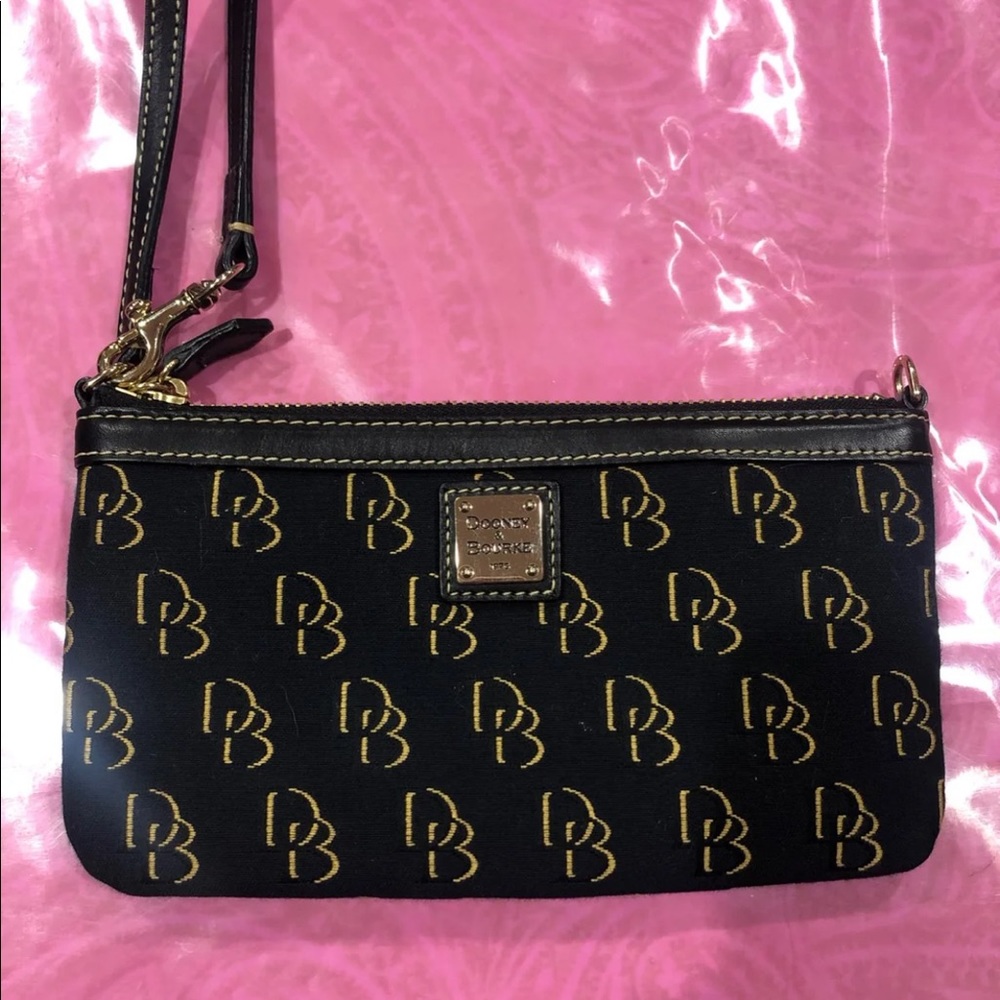 Dooney and Bourke wristlet
